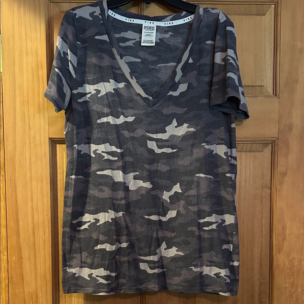 PINK Victoria's Secret Camo Short Sleeve Tee - Gray and Black